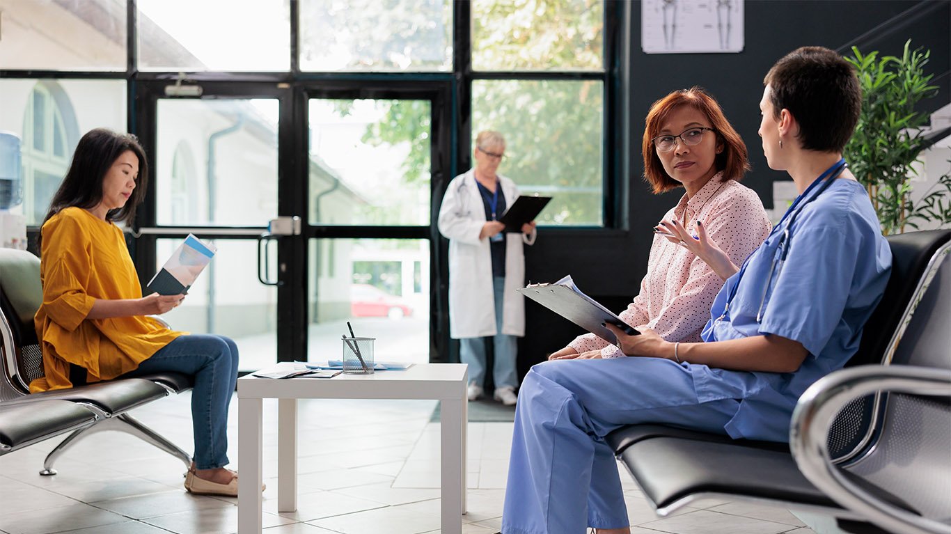 MANAGING DIABETES: DAILY HABITS THAT MAKE A BIG DIFFERENCE